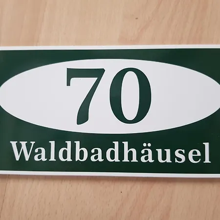 Waldbadhäusel Naturbad-bungalow Lägenhet Oelsnitz (Erzgebirge)
