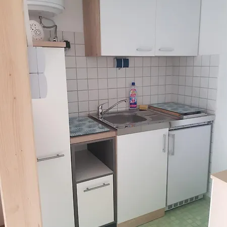 Waldbadhäusel Naturbad-bungalow Lägenhet